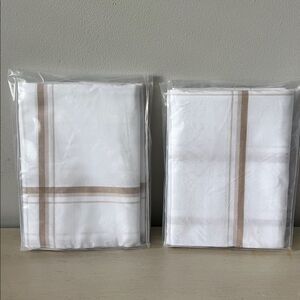 New Bundle 2 Euro Shams, The Company Store
Window Pane Plaid Yarn Dyed- Wheat